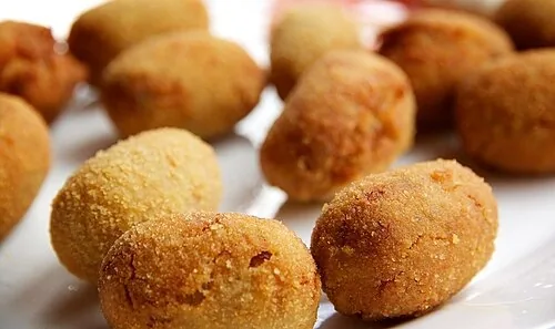 Fotografía ilustrativa de croquetas caseras