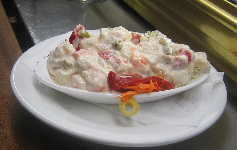 Imagen ilustrativa de tapa de ensaladilla rusa